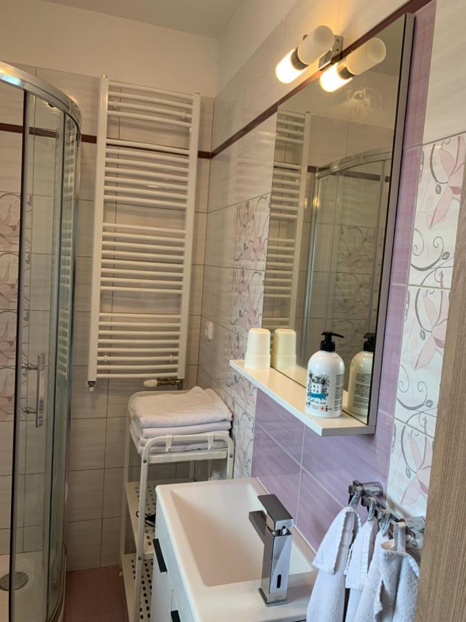 Apartmany Na Rozcesti Lomnice nad Popelkou ภายนอก รูปภาพ