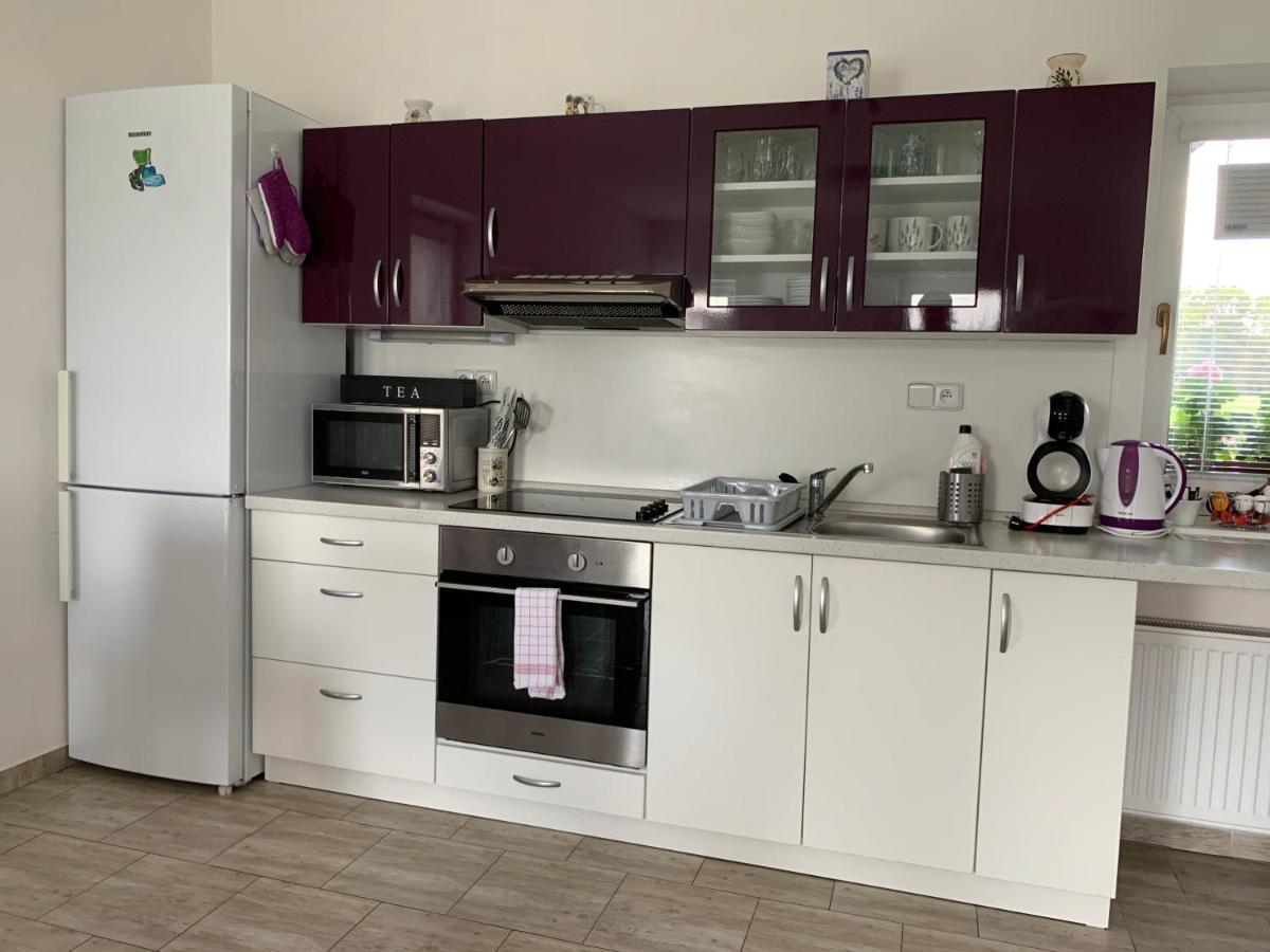 Apartmany Na Rozcesti Lomnice nad Popelkou ภายนอก รูปภาพ