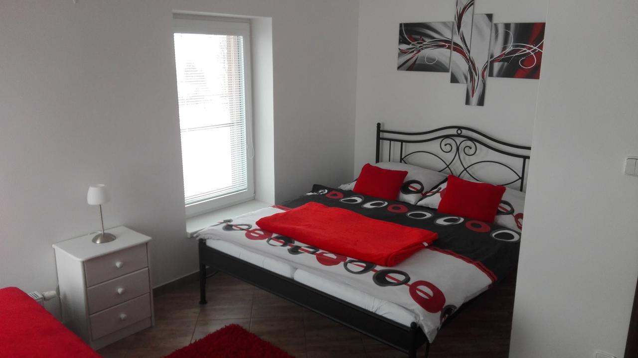 Apartmany Na Rozcesti Lomnice nad Popelkou ภายนอก รูปภาพ