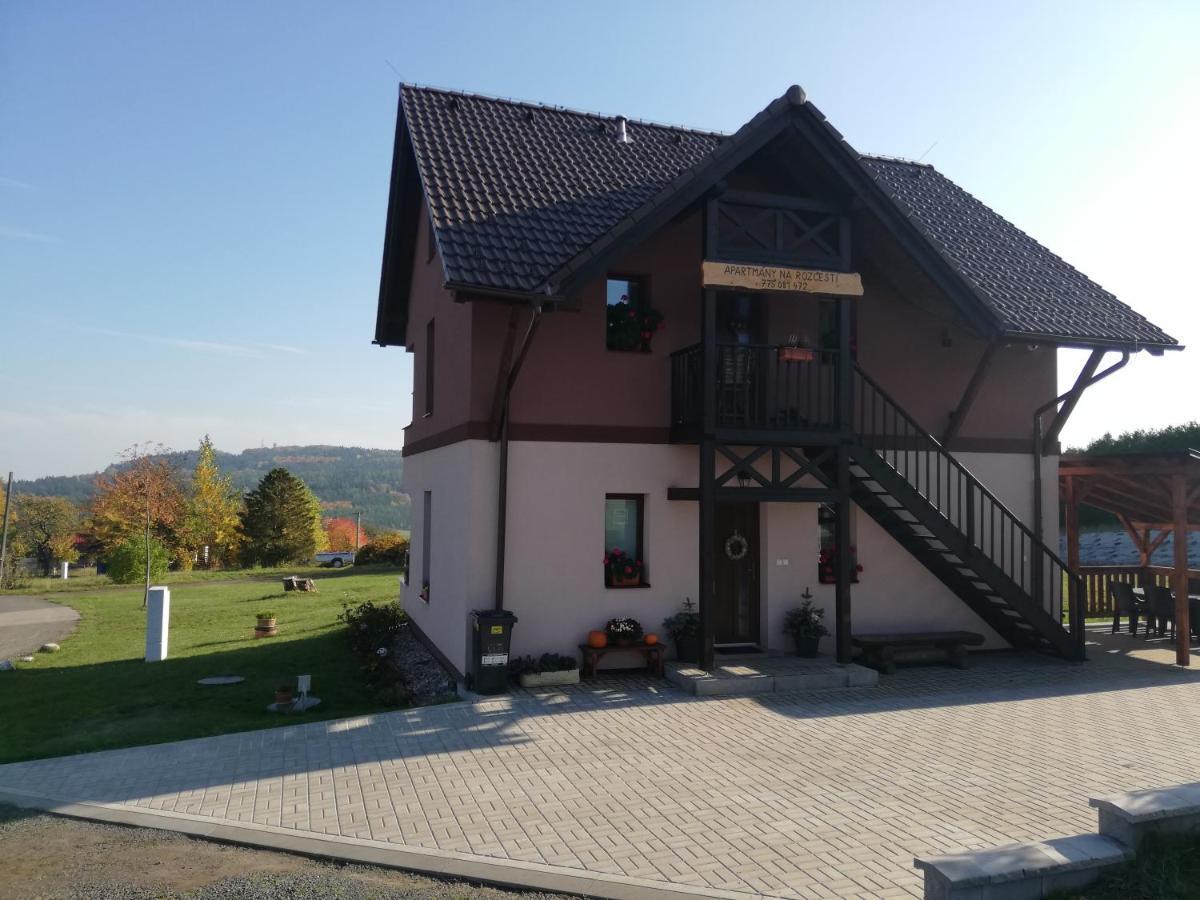 Apartmany Na Rozcesti Lomnice nad Popelkou ภายนอก รูปภาพ